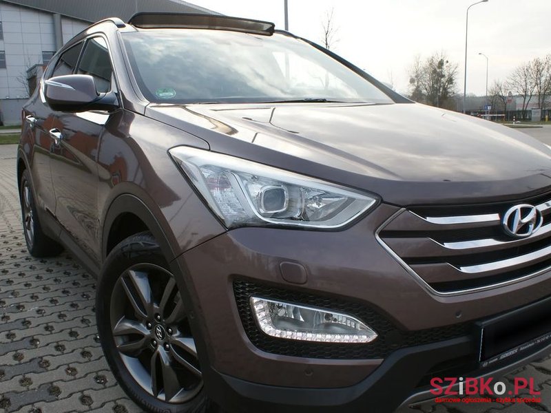 2014' Hyundai Santa Fe photo #1