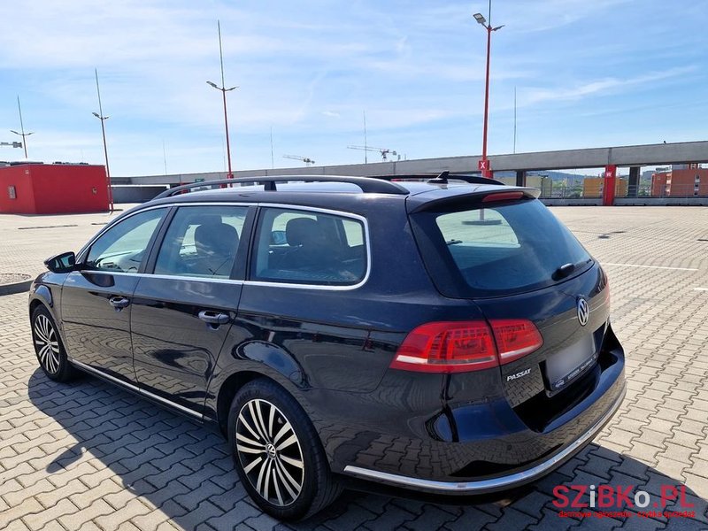 2014' Volkswagen Passat photo #4