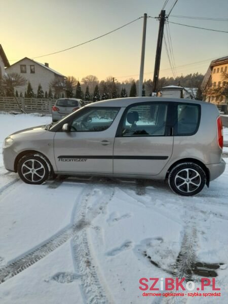 2007' Skoda Roomster photo #4