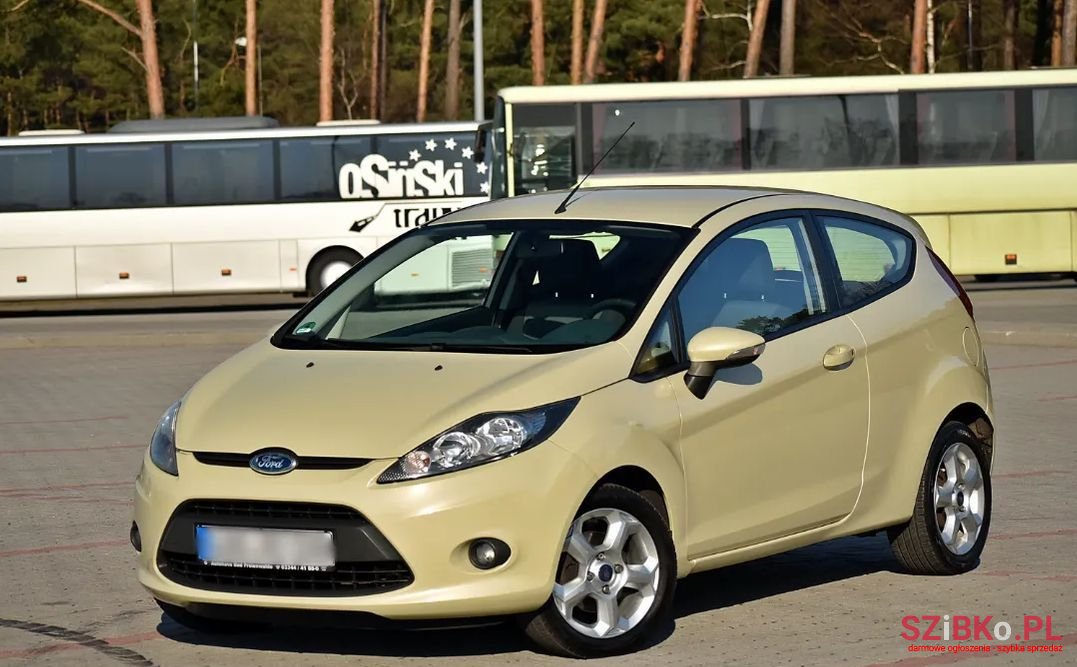 2009' Ford Fiesta photo #1