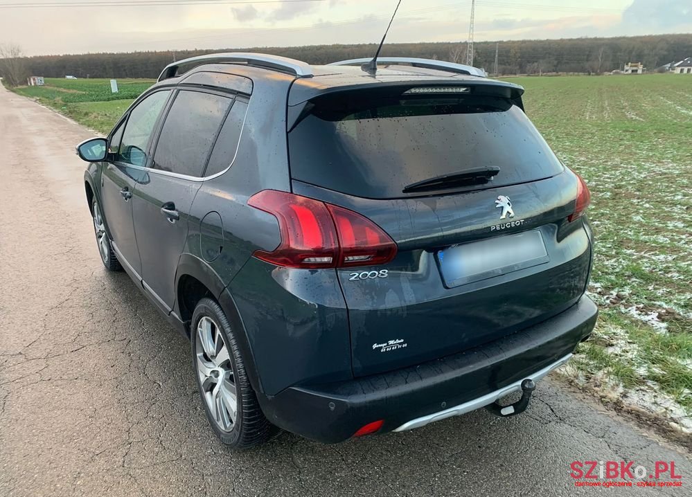 2018' Peugeot 2008 photo #5