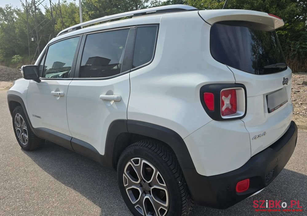 2016' Jeep Renegade photo #5