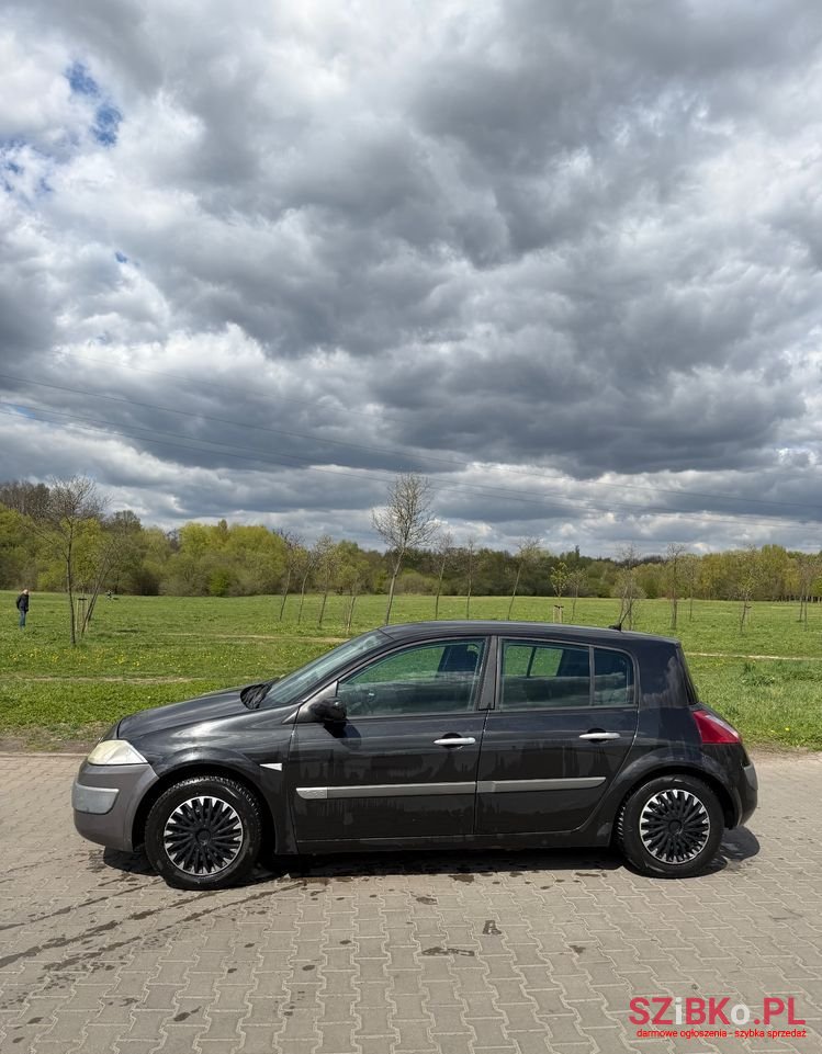 2003' Renault Megane photo #1