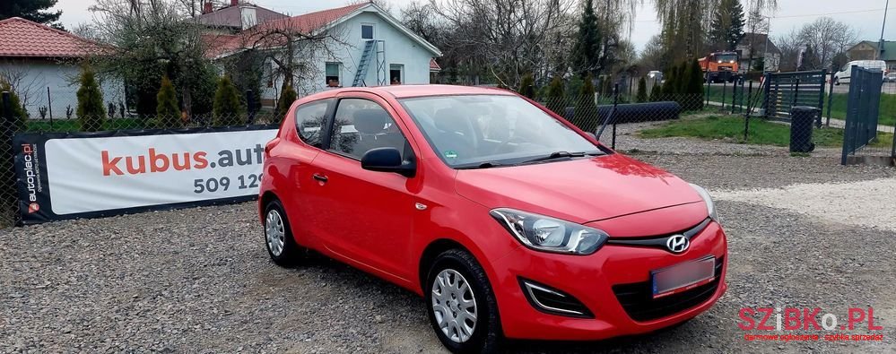 2012' Hyundai i20 1.25 Classic photo #3