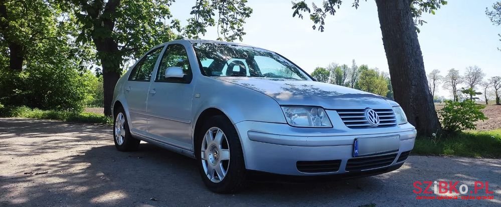 1999' Volkswagen Bora 1.6 photo #6