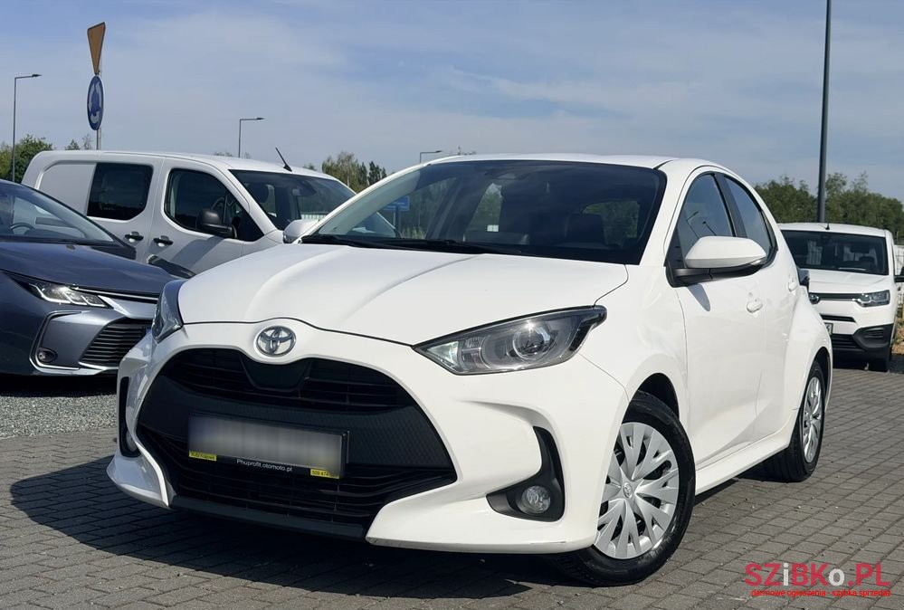 2023' Toyota Yaris 1.5 Comfort photo #5