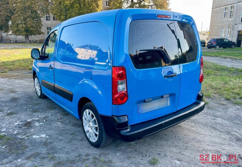 2009' Peugeot Partner photo #4