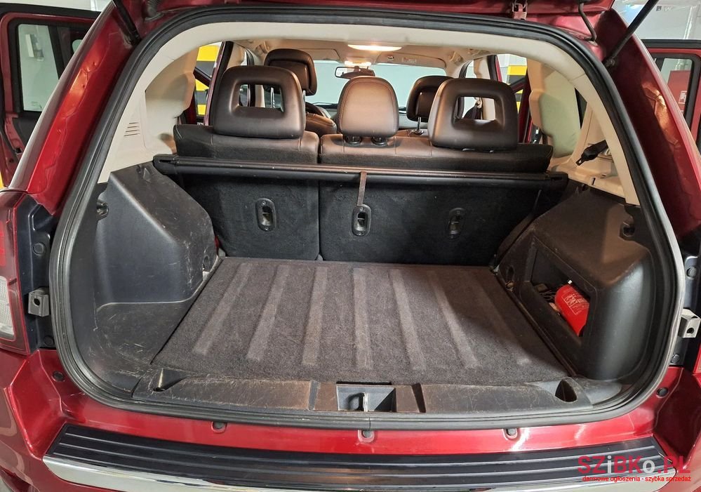 2015' Jeep Compass 2.0 4X2 North photo #6