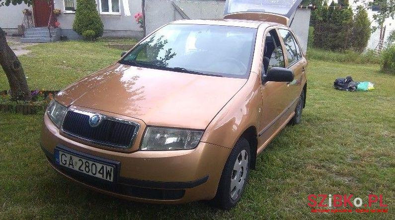 2001' Skoda Fabia photo #2