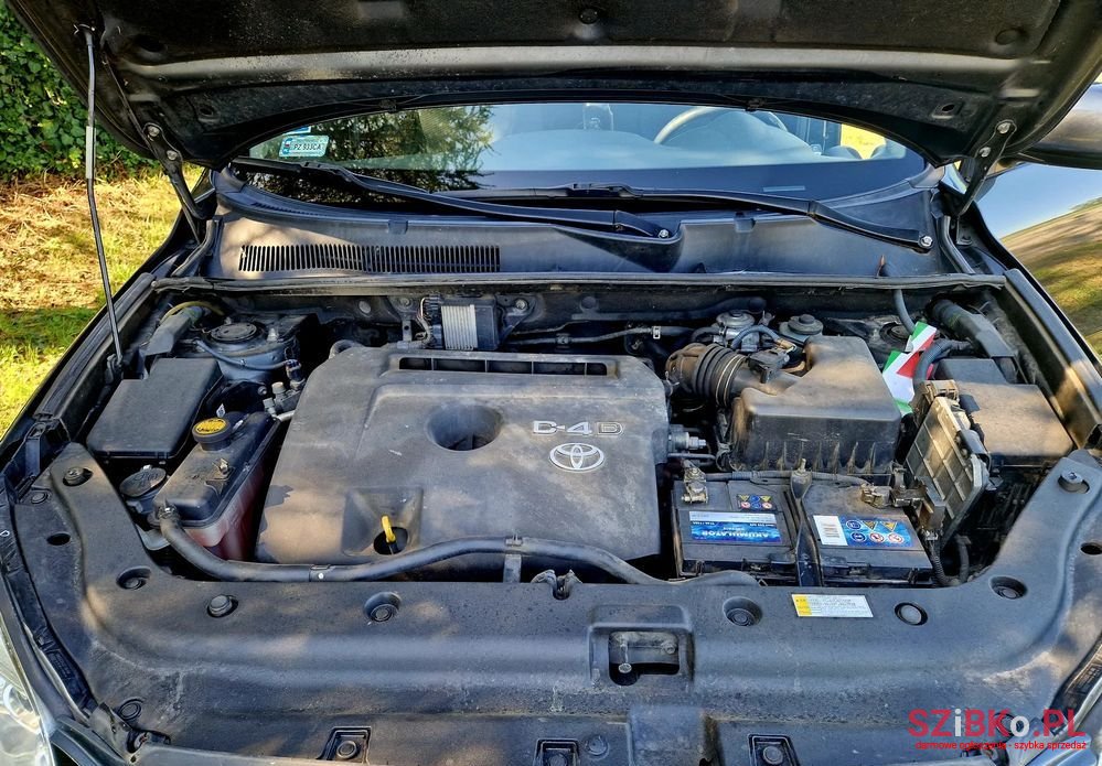 2007' Toyota RAV4 2.2 D-4D 4X4 photo #3