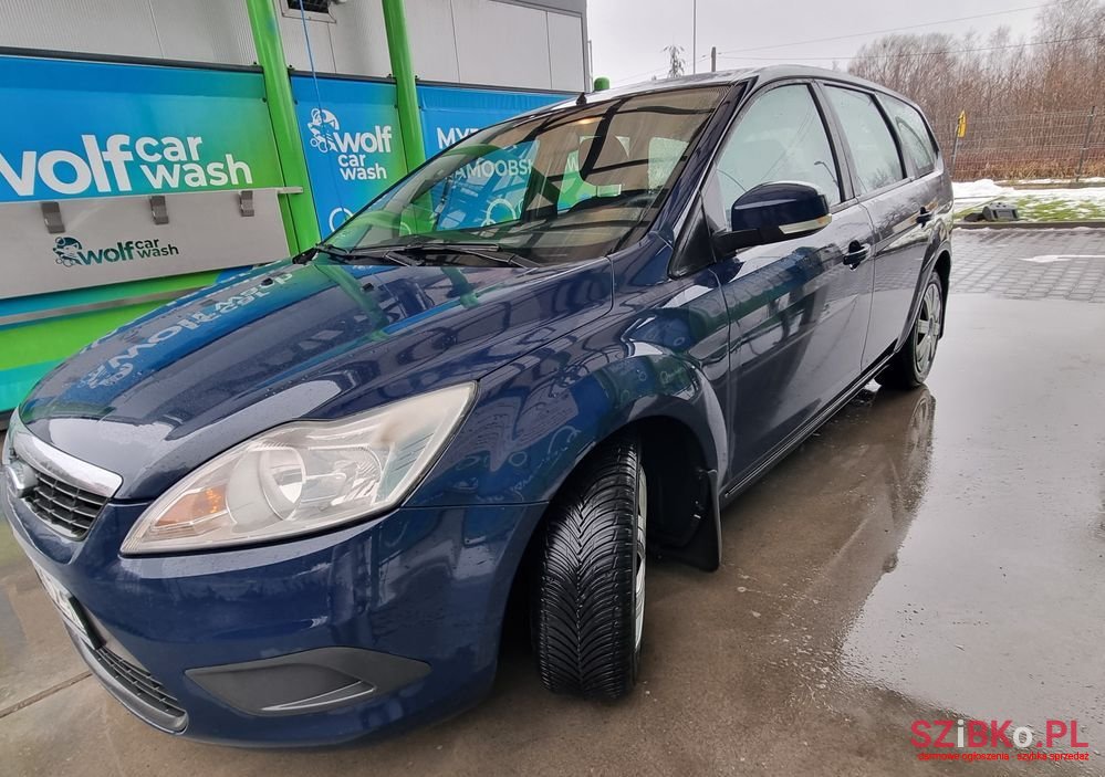 2010' Ford Focus photo #4