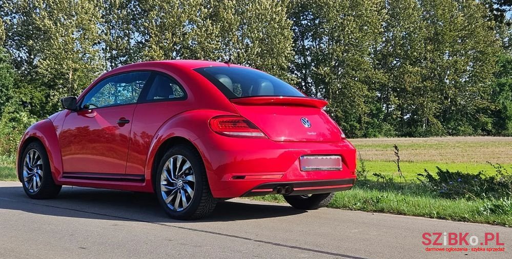2017' Volkswagen Beetle 2.5 photo #4