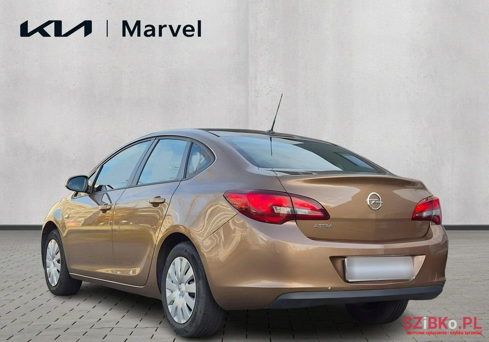 2015' Opel Astra photo #3