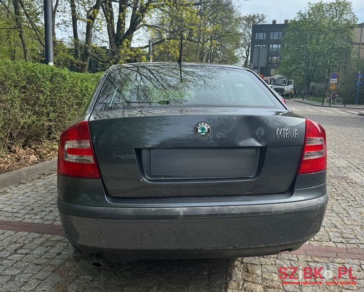 2011' Skoda Octavia 1.6 photo #5