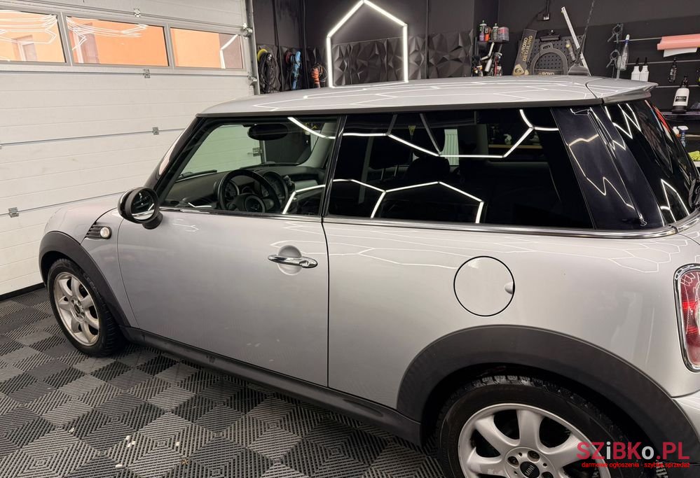 2007' MINI One photo #3