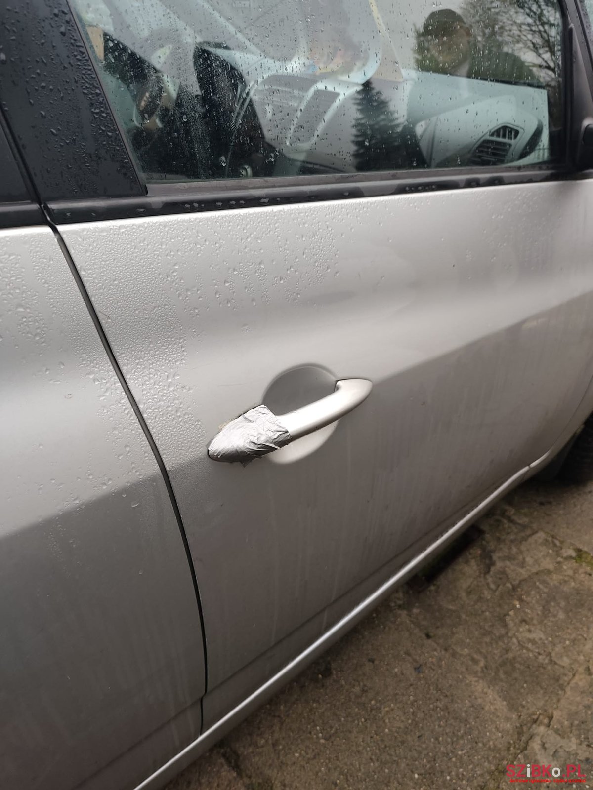 2011' Kia Venga photo #1