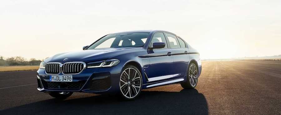 Оновлену BMW 5-ї серії представили офіційно