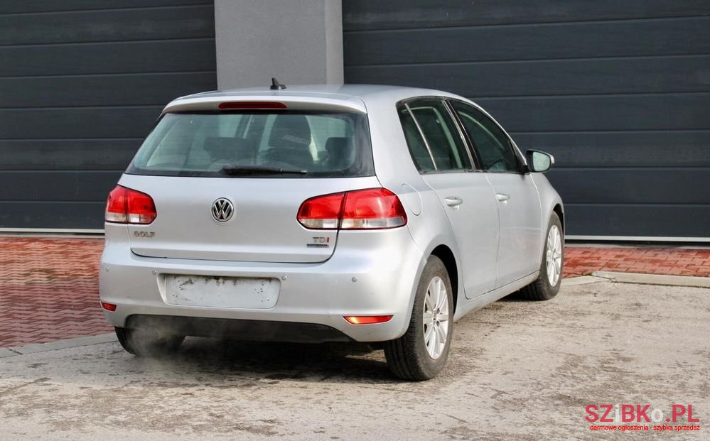 2012' Volkswagen Golf photo #3