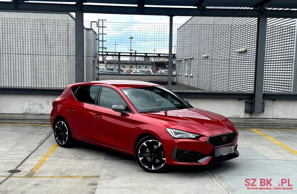 2022' Cupra Leon photo #3