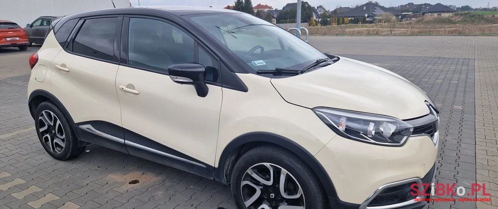 2014' Renault Captur photo #1