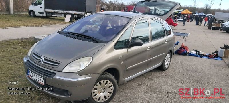 2007' Citroen Xsara Picasso photo #3