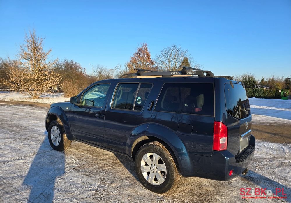 2006' Nissan Pathfinder 2.5 Dci Comfort photo #4