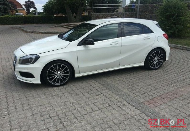 2013' Mercedes-Benz Klasa A photo #1