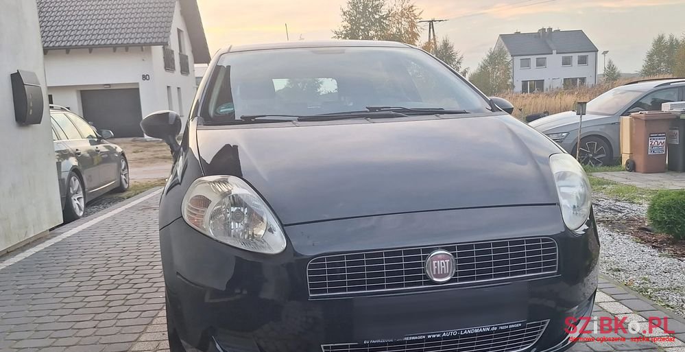 2009' Fiat Grande Punto photo #5