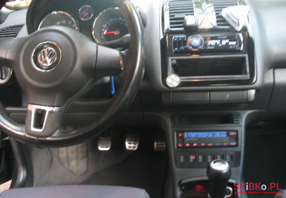 2000' Volkswagen Polo photo #6