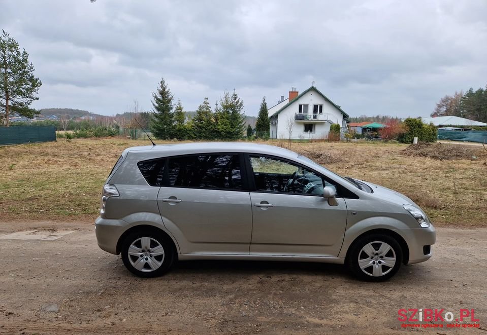 2007' Toyota Corolla Verso photo #5