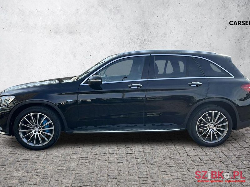 2016' Mercedes-Benz GLC photo #2