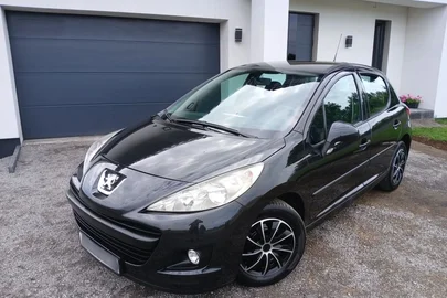 2011' Peugeot 207 1.4 Presence