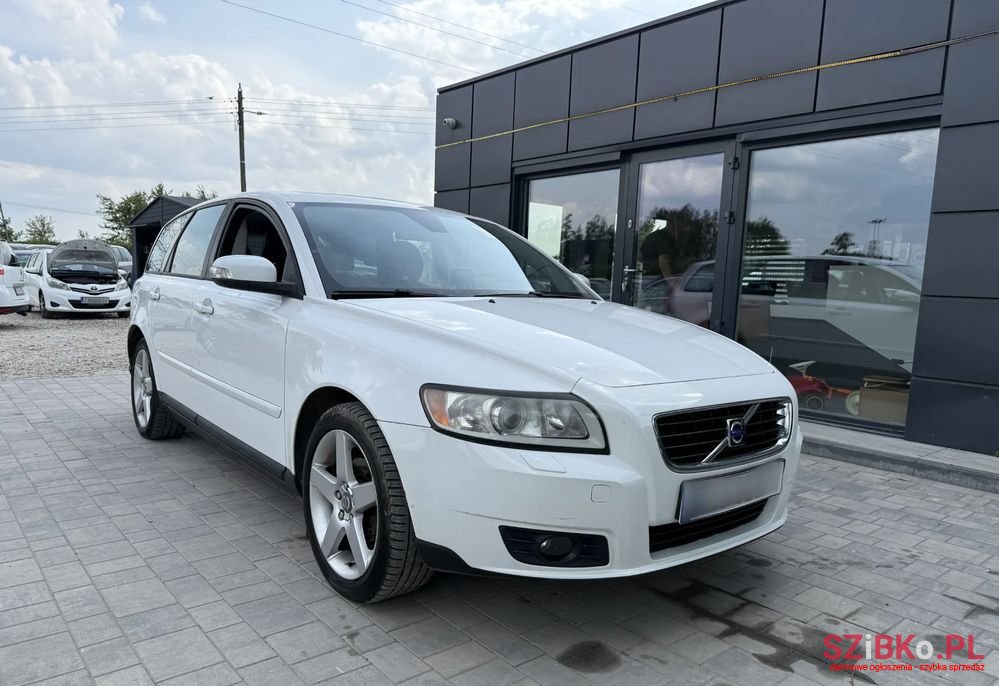 2009' Volvo V50 2.0 photo #5