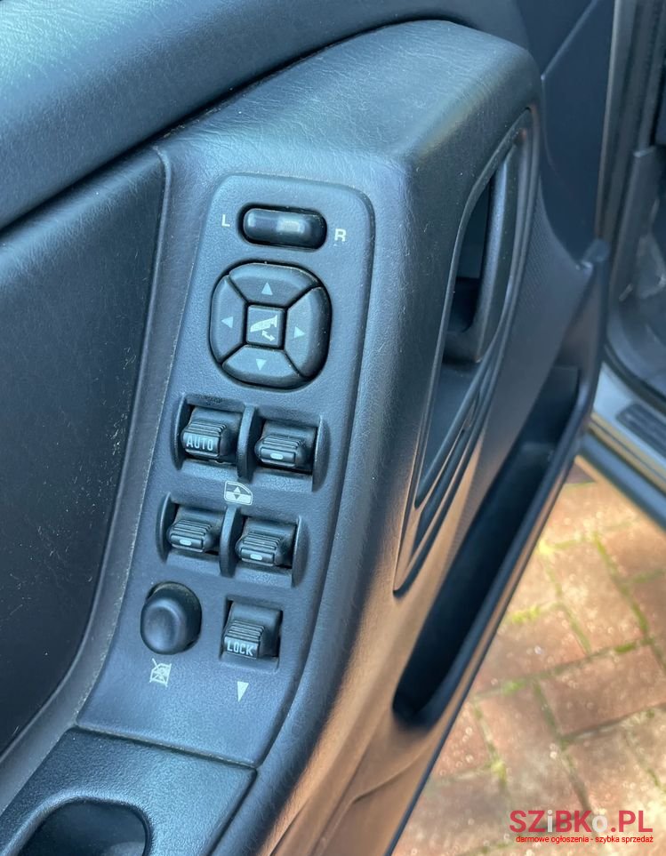 2002' Jeep Grand Cherokee photo #5