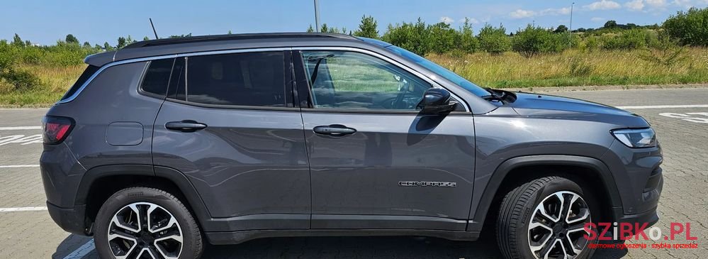 2023' Jeep Compass photo #4