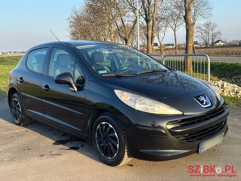 2006' Peugeot 207 1.4 16V Trendy photo #4