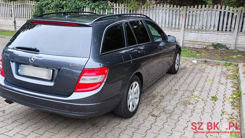 2010' Mercedes-Benz C-Class photo #4