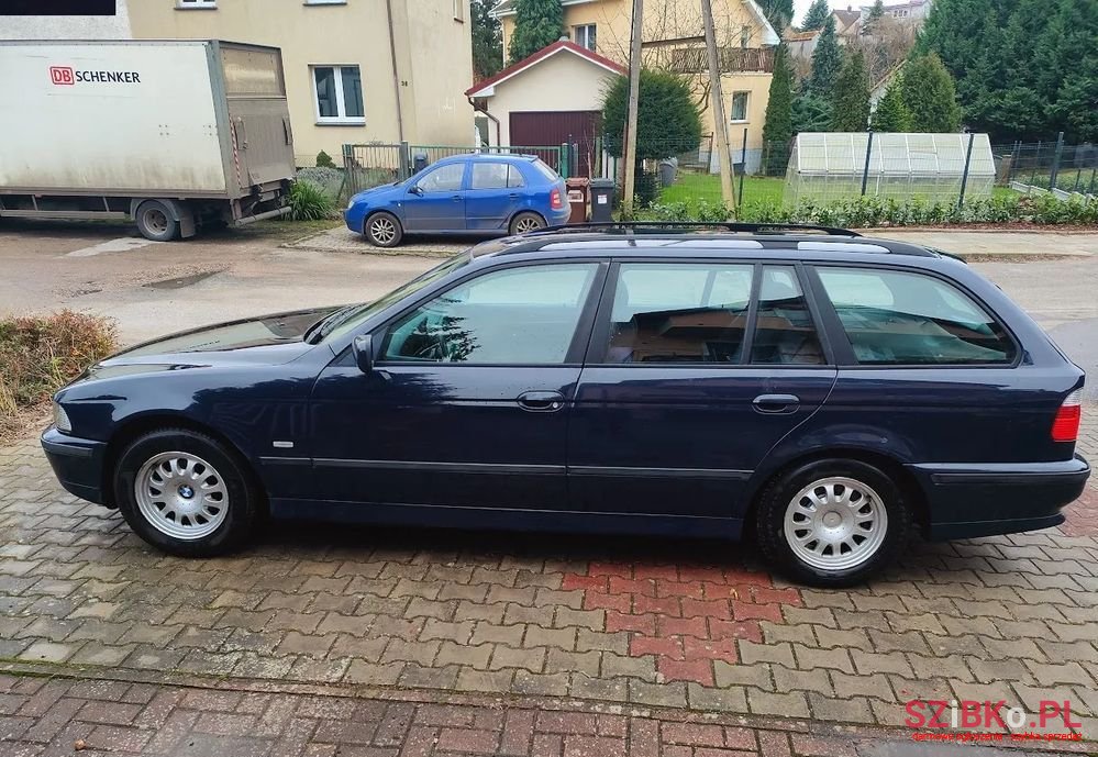 1998' BMW 5 Series 520I photo #3