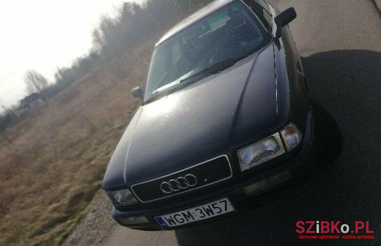 1993' Audi 80 photo #1