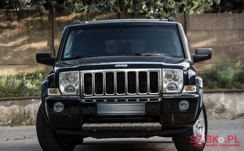 2008' Jeep Commander photo #2