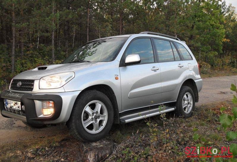 2003' Toyota Rav-4 photo #1