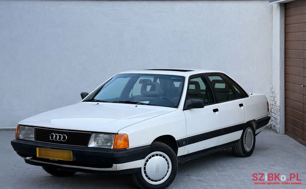 1989' Audi 100 1.8 Cc photo #1