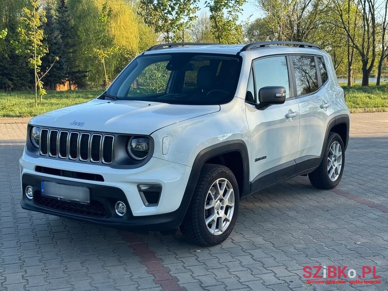 2019' Jeep Renegade photo #4
