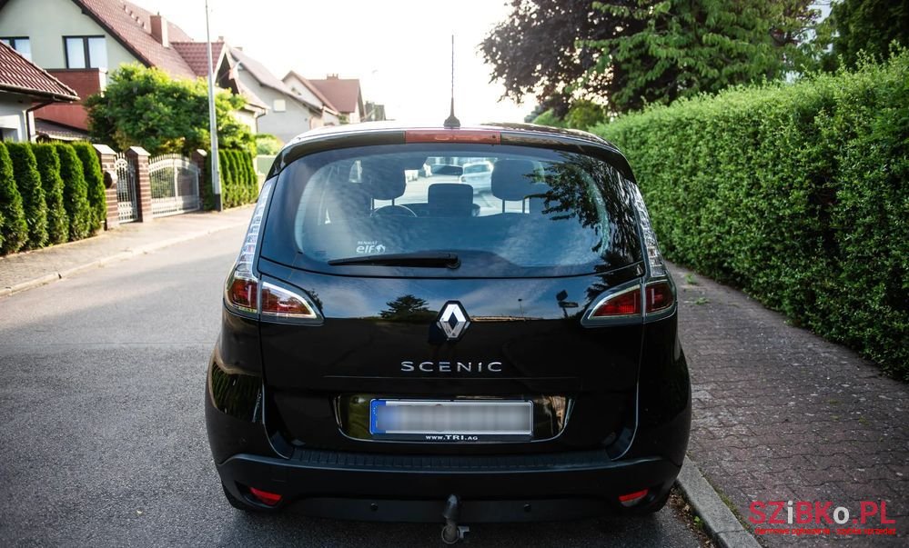 2012' Renault Scenic photo #6