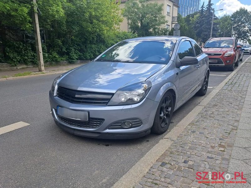 2006' Opel Astra Gtc 2.0 Turbo Sport photo #2