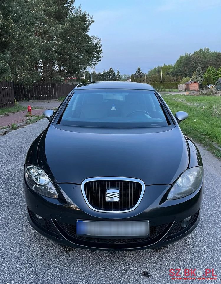 2007' SEAT Leon photo #5