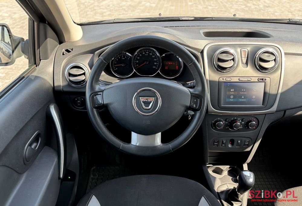 2016' Dacia Sandero Stepway photo #5
