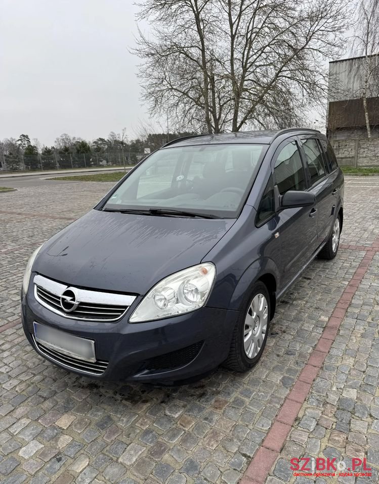 2009' Opel Zafira photo #1