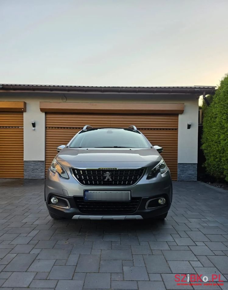 2016' Peugeot 2008 photo #2