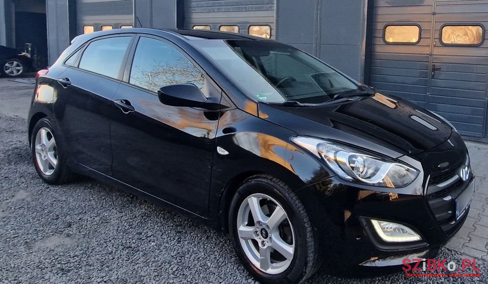 2016' Hyundai i30 photo #5